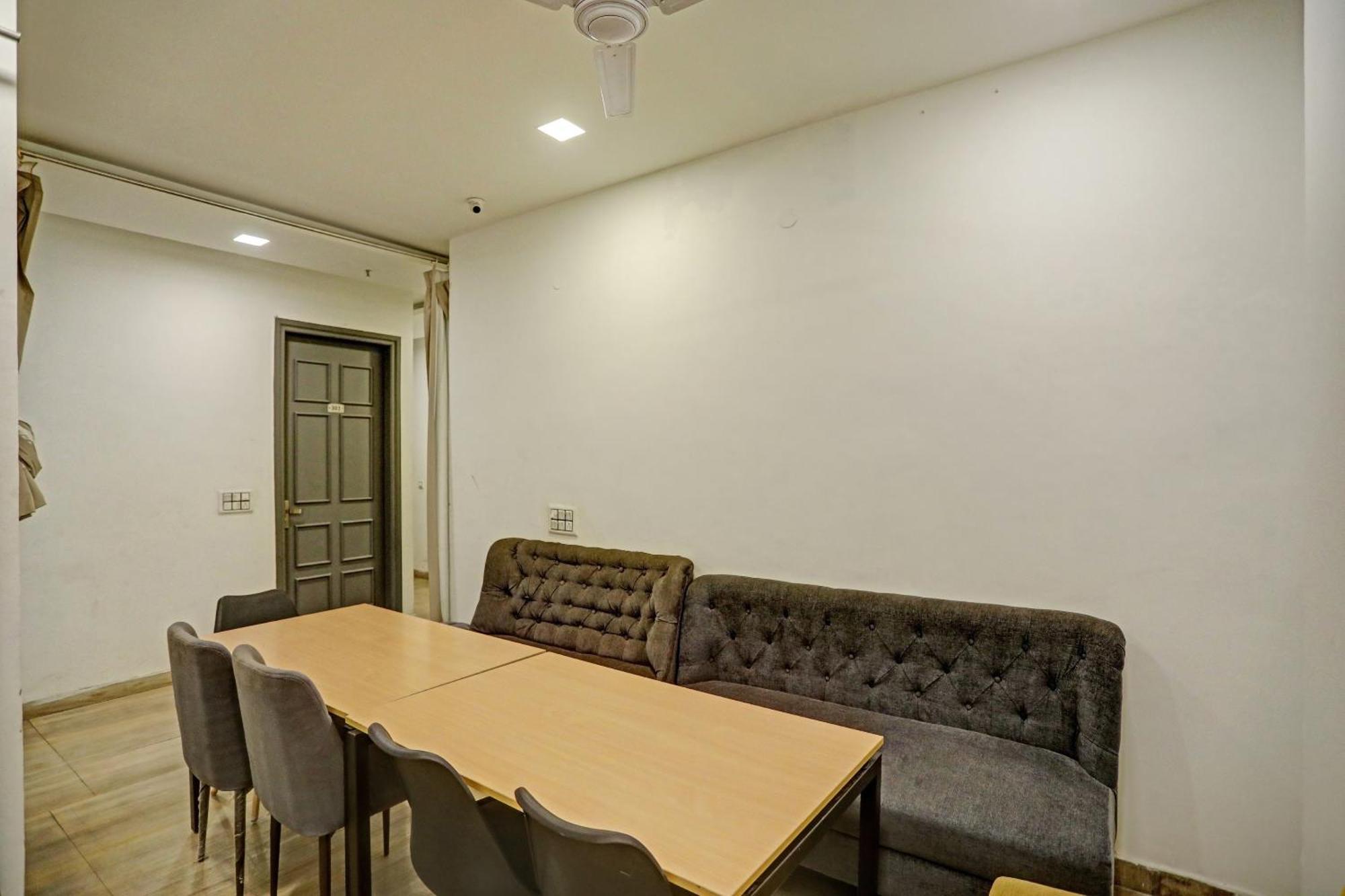 فندق Super Townhouse Mannat Rohini 16 دلهي المظهر الخارجي الصورة