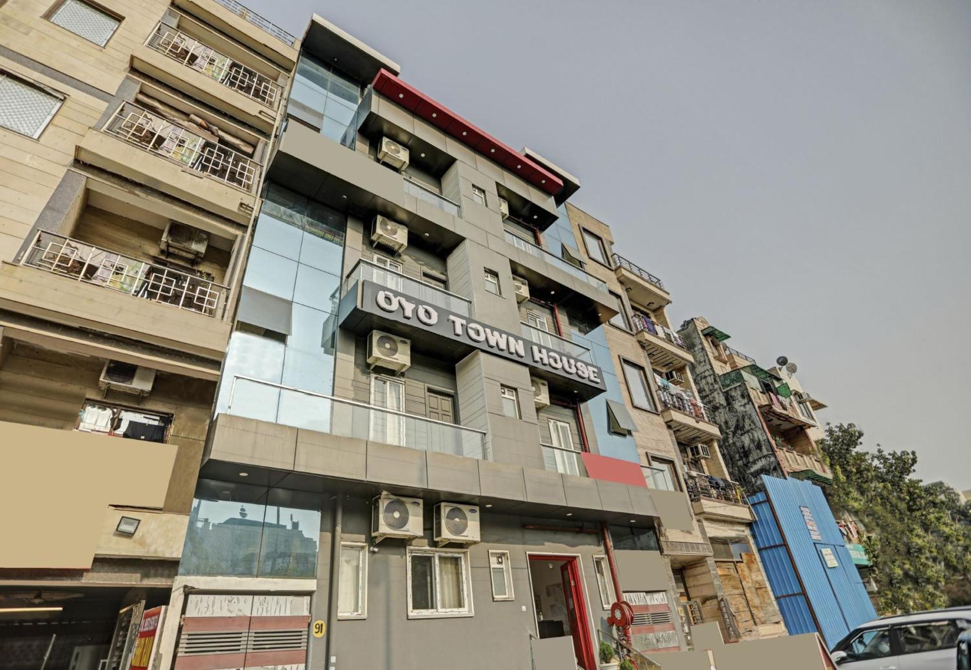 فندق Super Townhouse Mannat Rohini 16 دلهي المظهر الخارجي الصورة