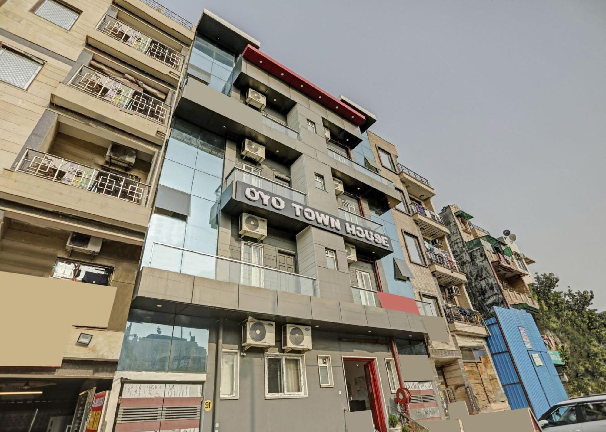 فندق Super Townhouse Mannat Rohini 16 دلهي المظهر الخارجي الصورة