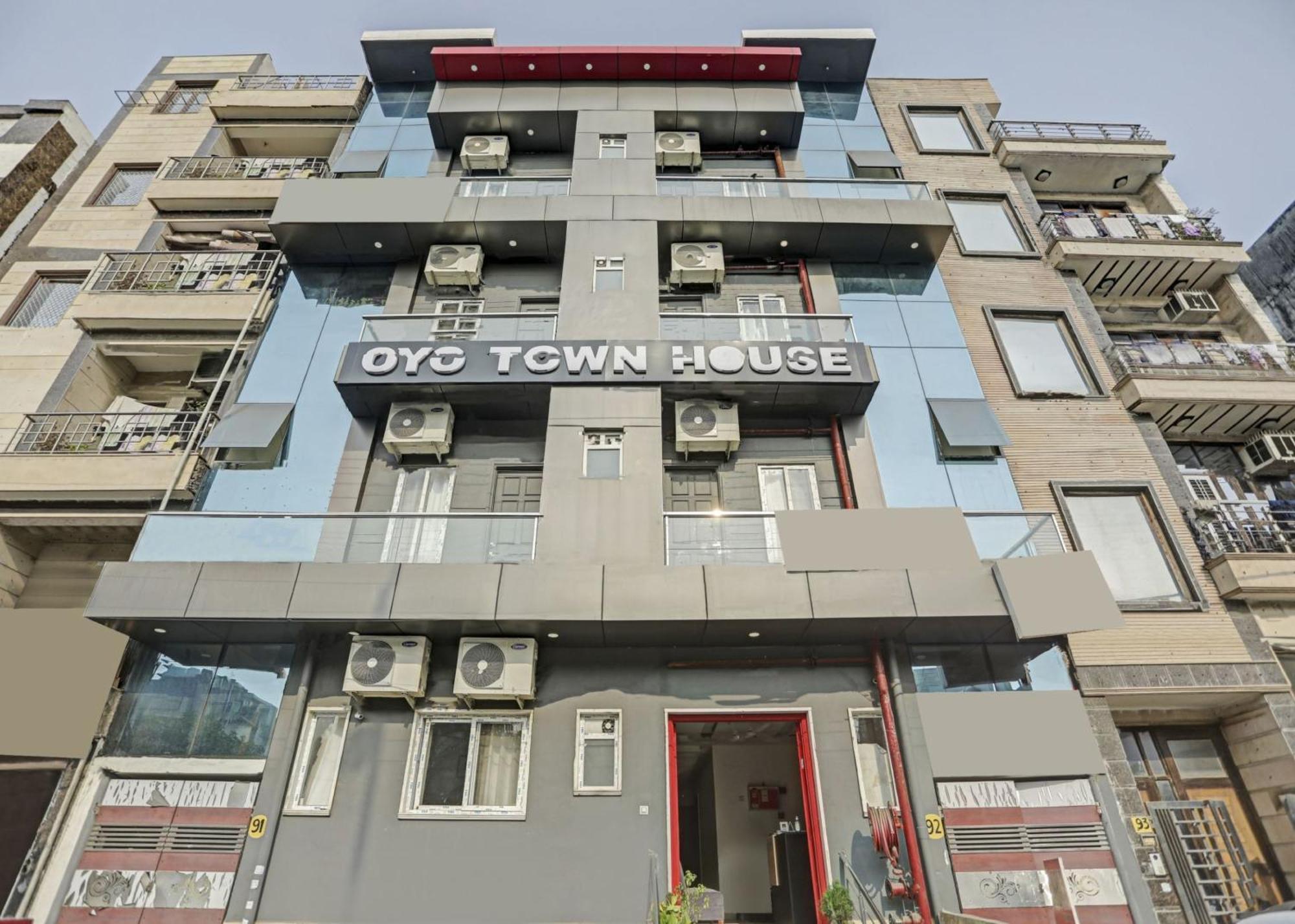 فندق Super Townhouse Mannat Rohini 16 دلهي المظهر الخارجي الصورة