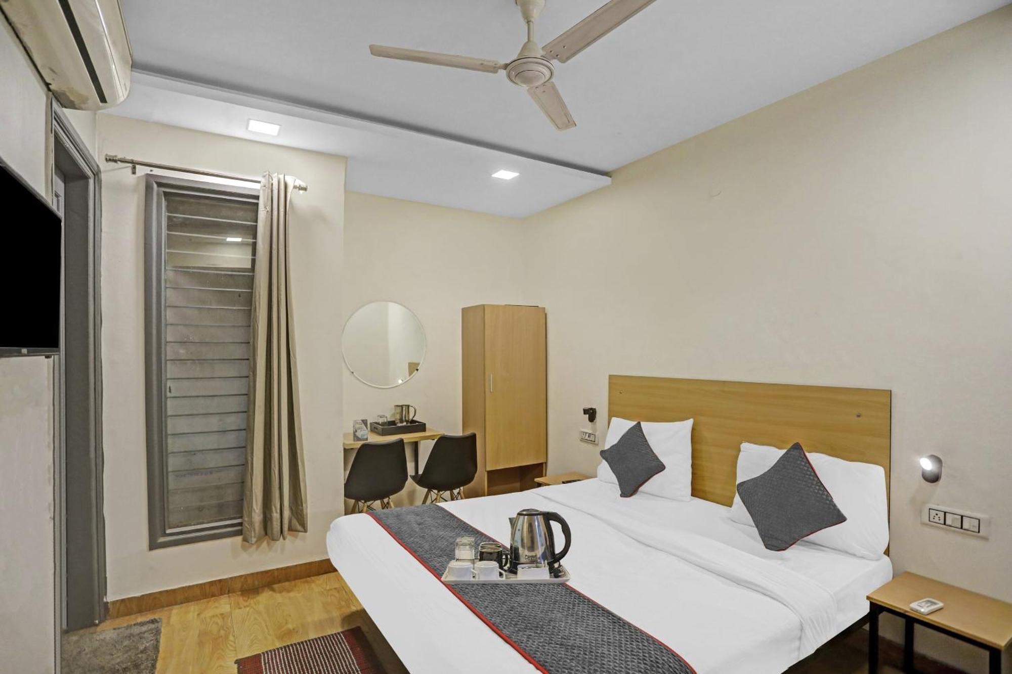 فندق Super Townhouse Mannat Rohini 16 دلهي المظهر الخارجي الصورة